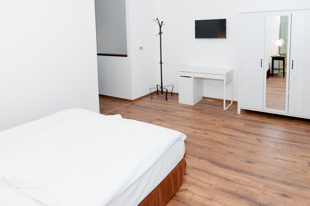 Villa Ladoven Luxusny Apartman 124M2 Мартин Екстериор снимка