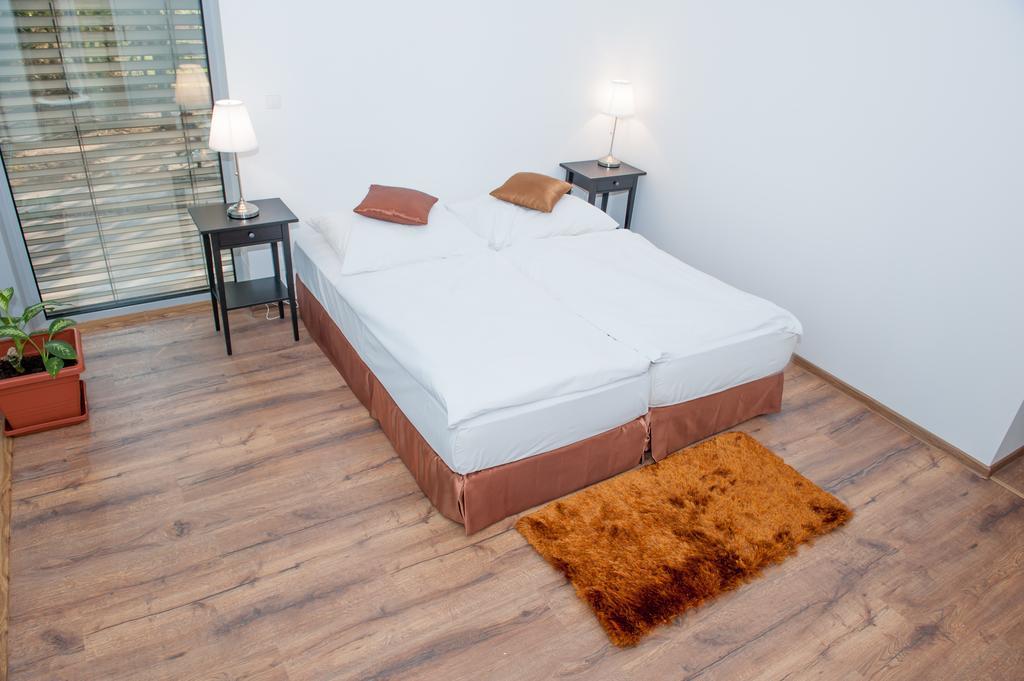 Villa Ladoven Luxusny Apartman 124M2 Мартин Екстериор снимка