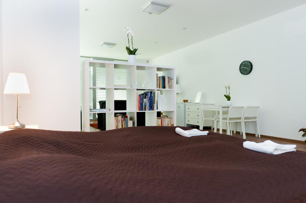 Villa Ladoven Luxusny Apartman 124M2 Мартин Екстериор снимка